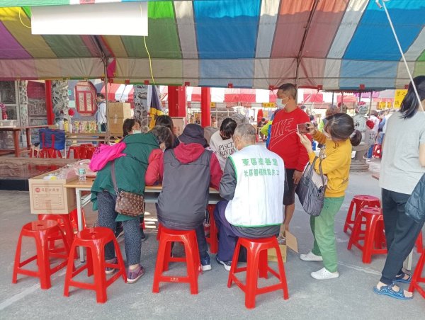 相簿：臺南竹篙厝上帝廟彩繪祈福燈活動