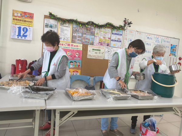 崇善里日常-星期四快樂學日文暨講座與長者共餐活動!!