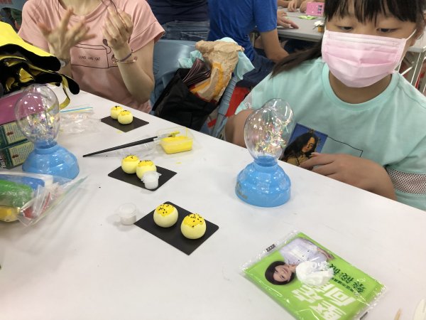 9月3日-崇善里親子青銀家庭日手作黏土同樂會