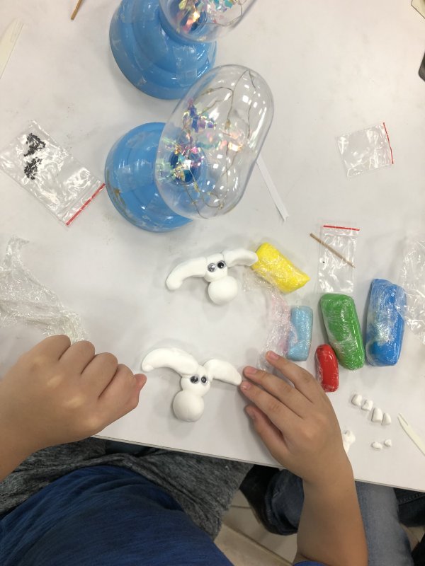 9月3日-崇善里親子青銀家庭日手作黏土同樂會