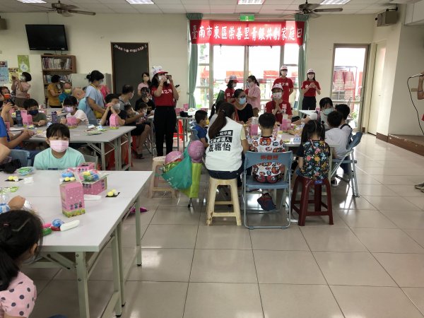 9月3日-崇善里親子青銀家庭日手作黏土同樂會