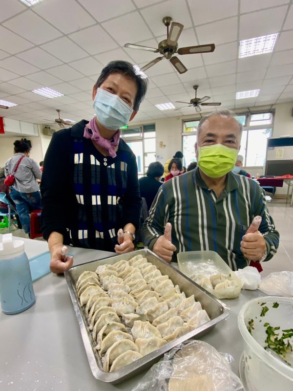 青銀共融~金元寶活動~包個金元寶歡喜迎兔年!!