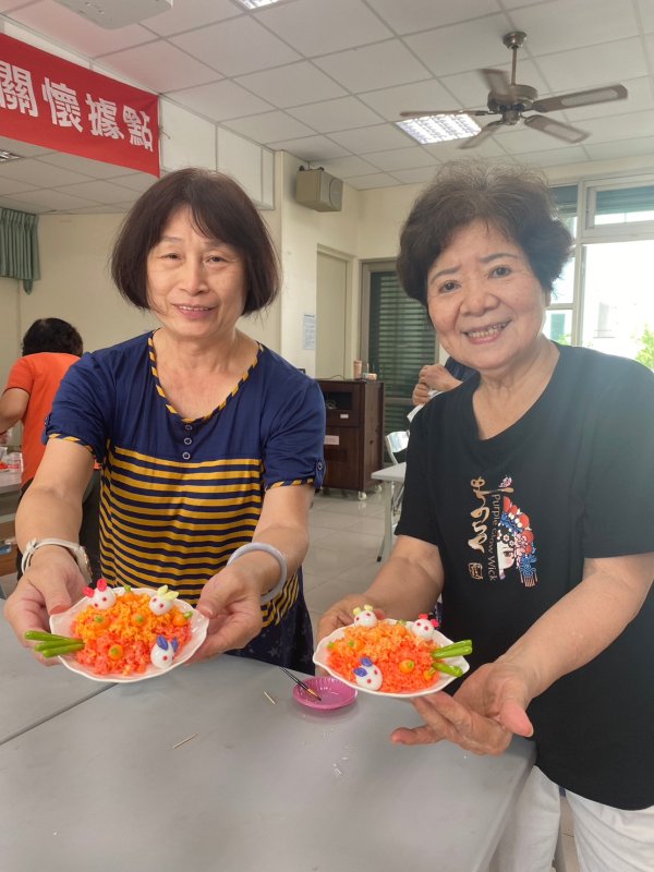 相簿：崇善里活動中心慶端午-手作黏土課程