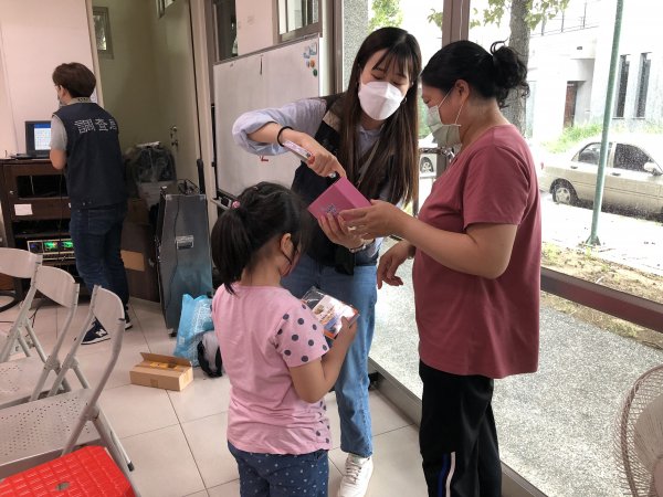 9月3日-崇善里親子青銀家庭日手作黏土同樂會