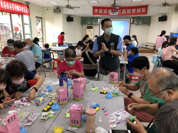 9月3日-崇善里親子青銀家庭日手作黏土同樂會