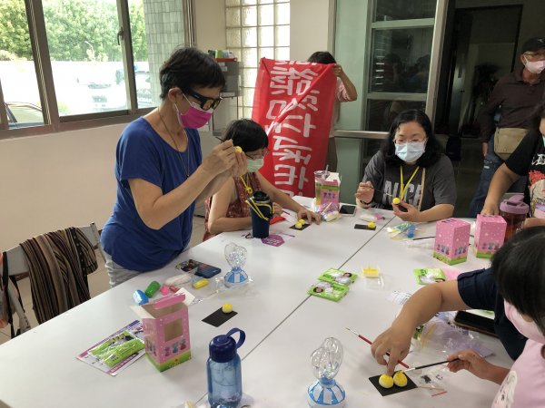 9月3日-崇善里親子青銀家庭日手作黏土同樂會