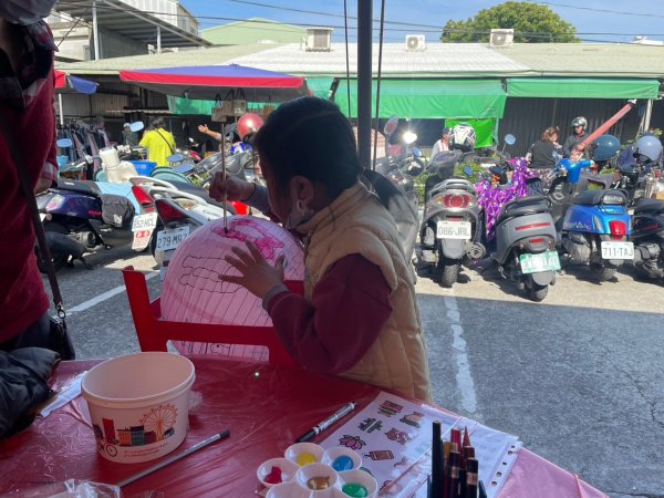 相簿：臺南竹篙厝上帝廟彩繪祈福燈活動