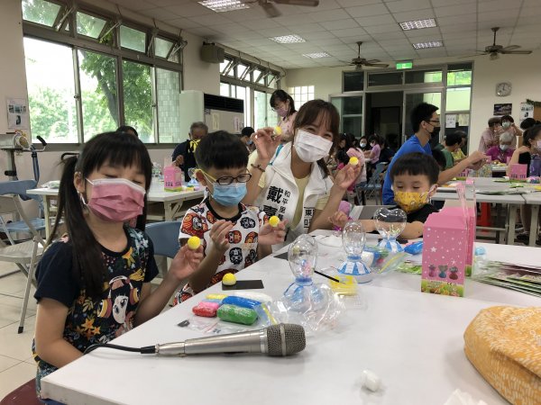 9月3日-崇善里親子青銀家庭日手作黏土同樂會