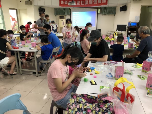 9月3日-崇善里親子青銀家庭日手作黏土同樂會