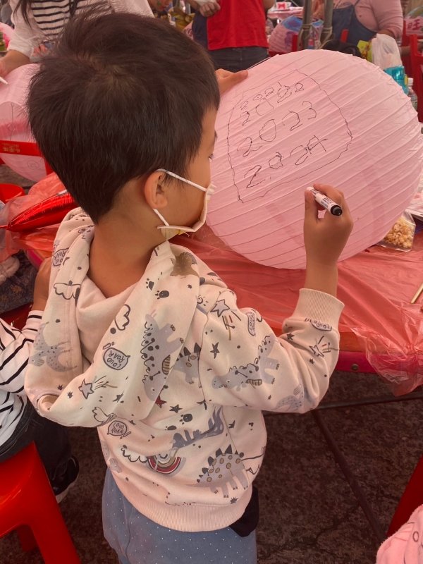 相簿：臺南竹篙厝上帝廟彩繪祈福燈活動