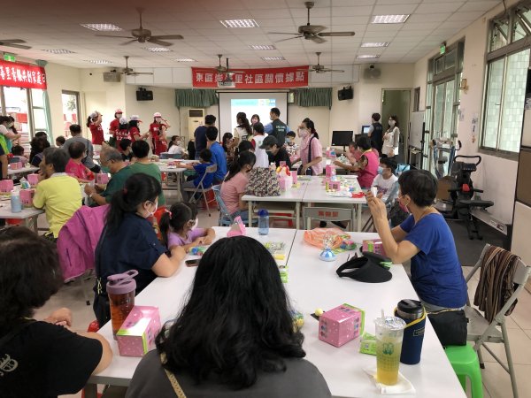 9月3日-崇善里親子青銀家庭日手作黏土同樂會