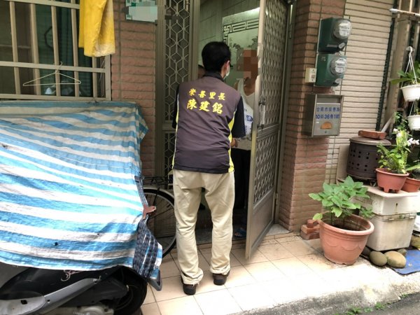 愛心物資再一波！感謝台灣美發展交流協會贈送物資給予里內獨居長者與中低收民