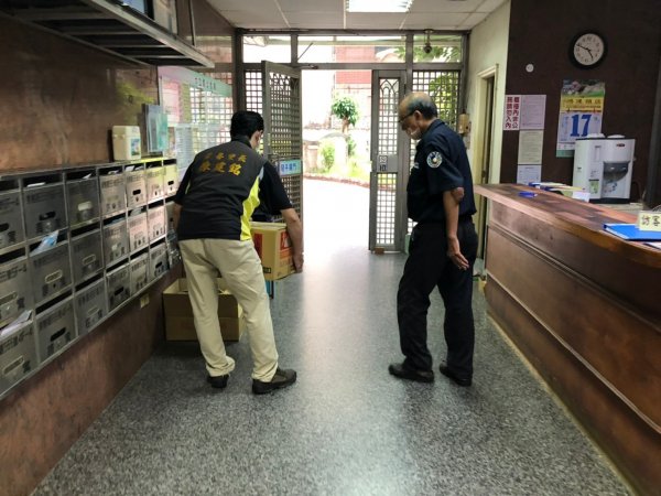 愛心物資再一波！感謝台灣美發展交流協會贈送物資給予里內獨居長者與中低收民