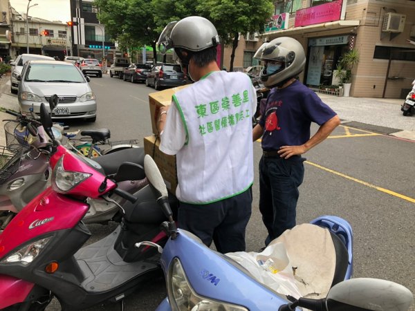愛心物資再一波！感謝台灣美發展交流協會贈送物資給予里內獨居長者與中低收民