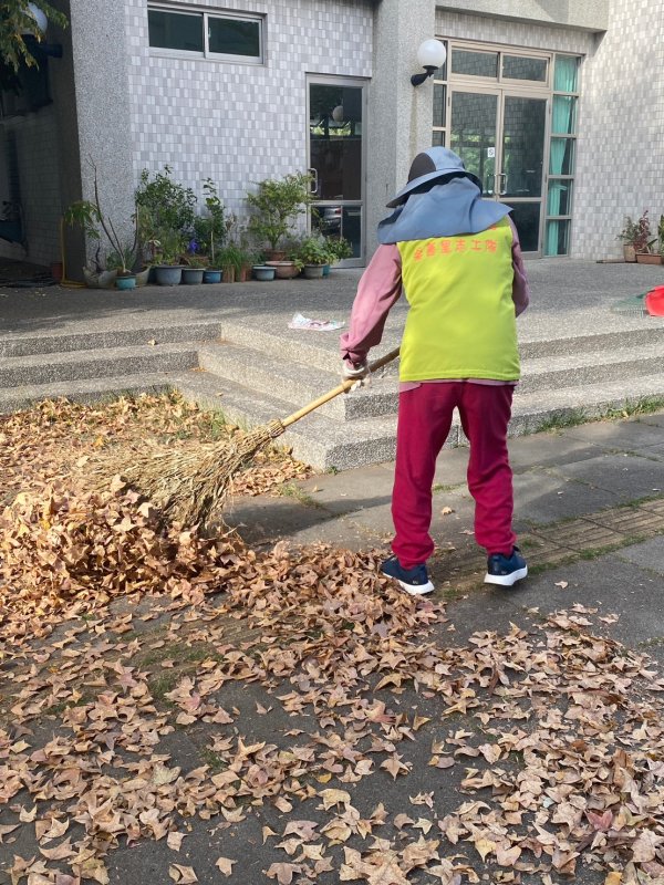 崇善里環保志工三月環境大清掃