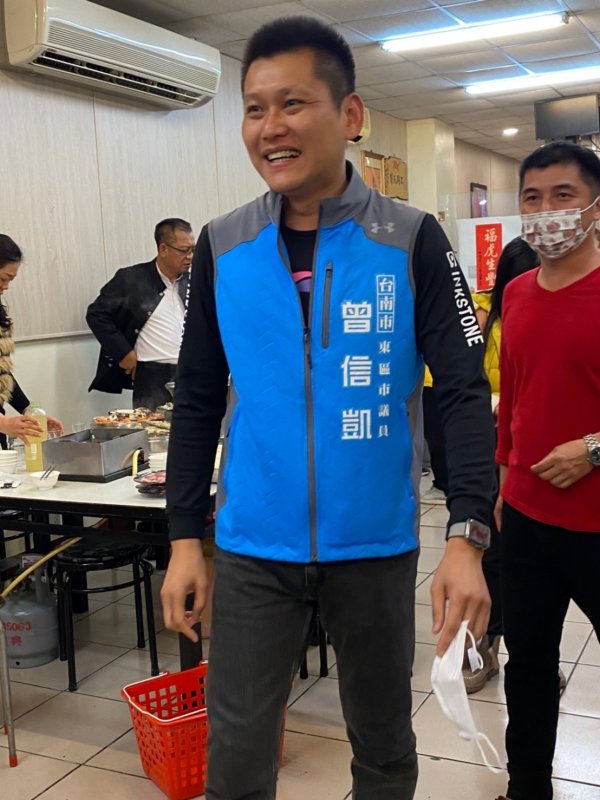 1110225崇善里志工隊新春團拜餐會暨摸彩活動