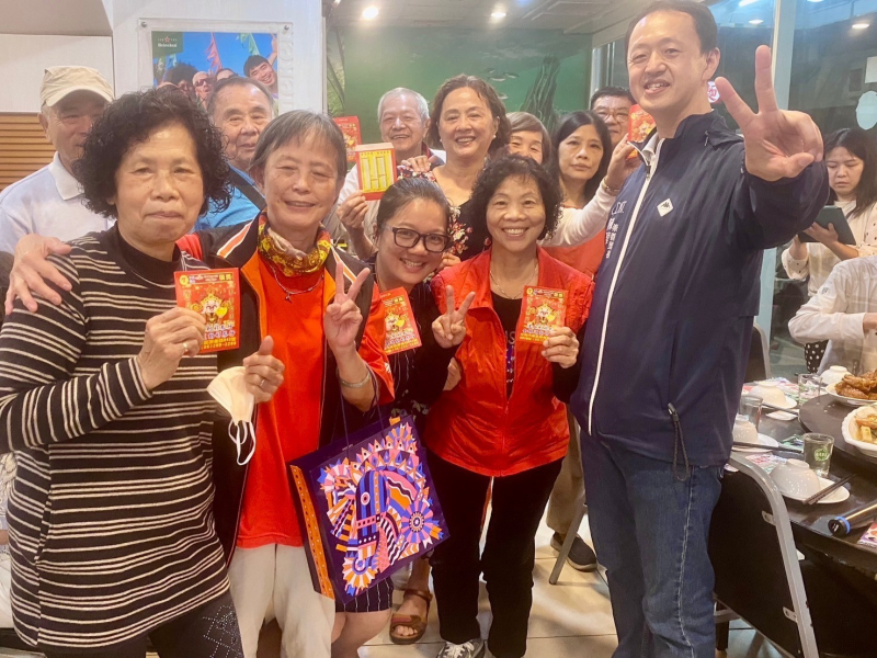 113年崇善關懷協會暨志工隊新春團拜餐會活動溫馨舉辦
