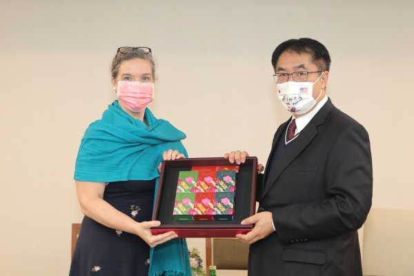 美國在台協會孫曉雅處長首訪臺南 黃偉哲盼攜手促進台美合作