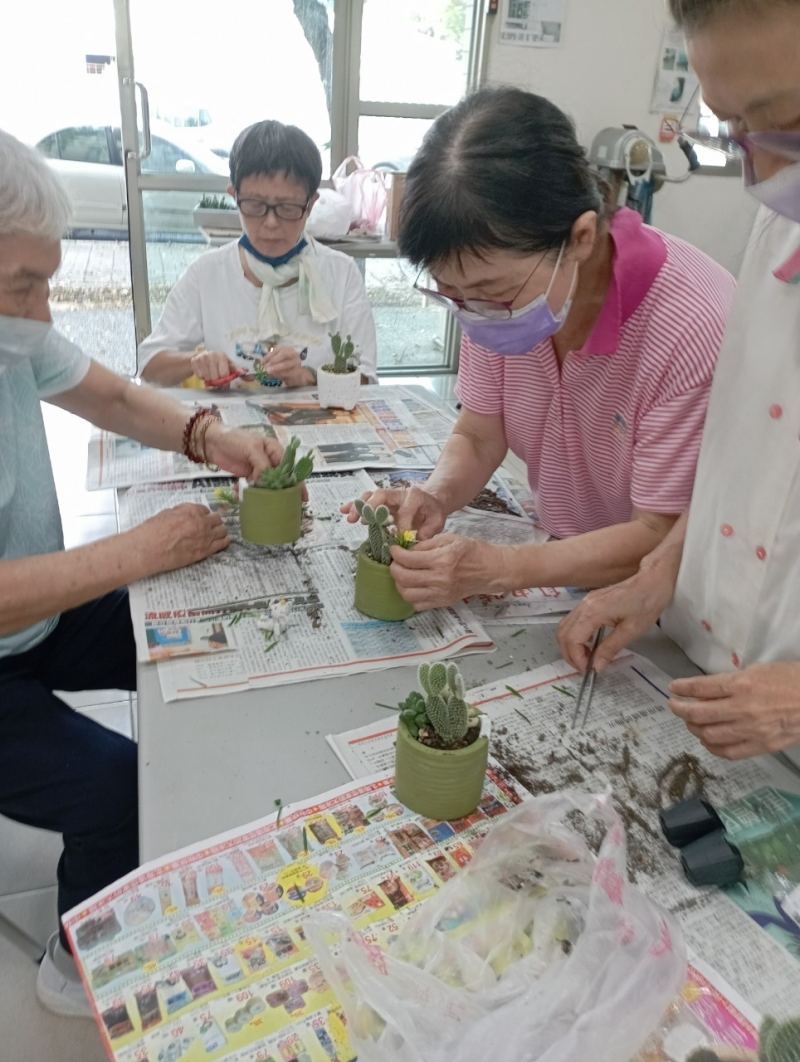 崇善里社區關懷據點-園藝治療