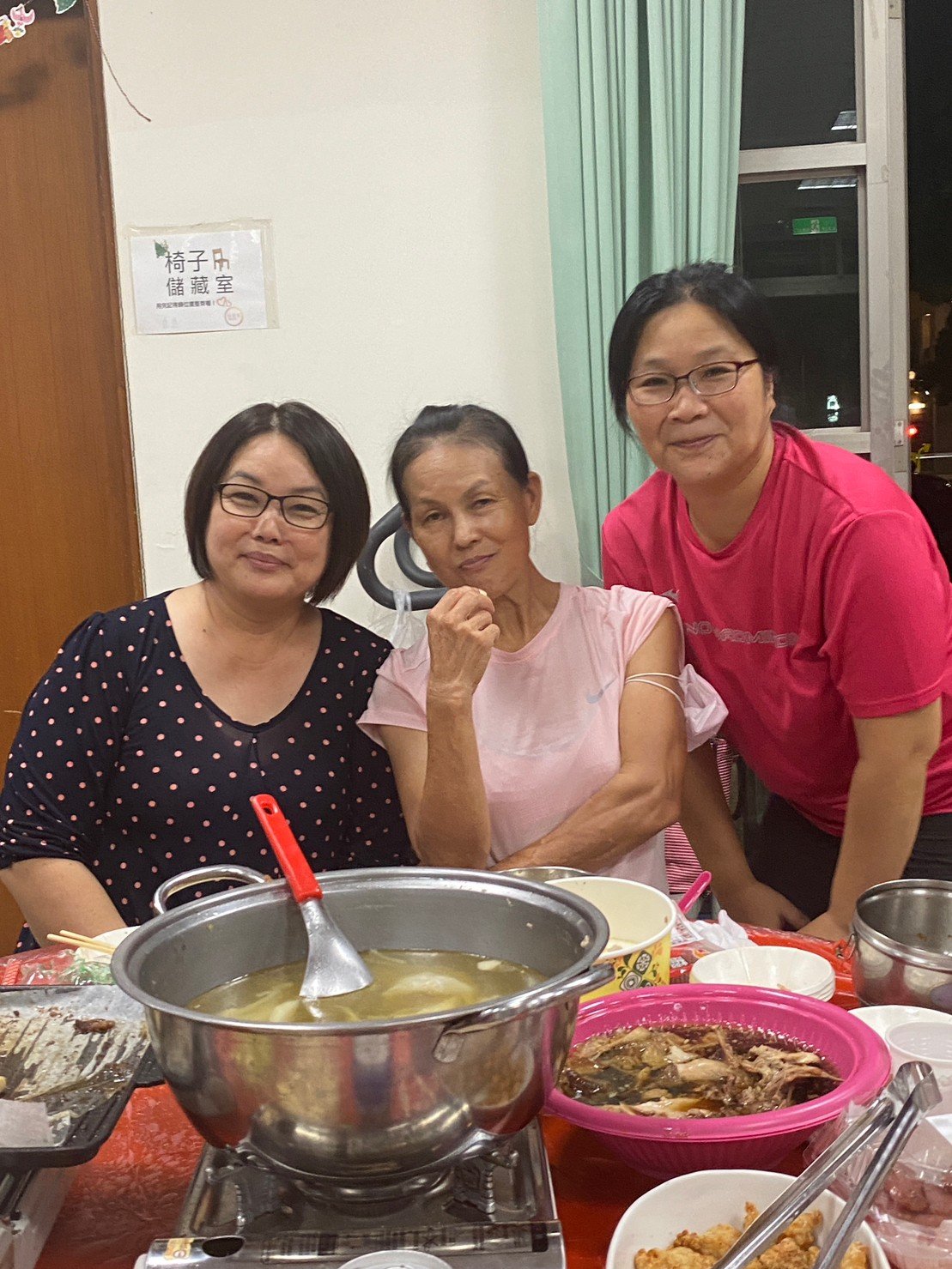 點擊圖標將開啟燈箱顯示內容:line_album_112923中秋餐會暨健康講座_230926_6