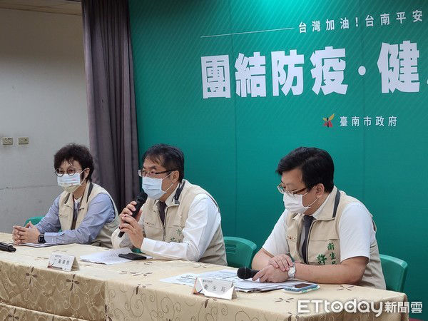 臺南市東區衛生所今率先設立篩檢站  黃偉哲：4區衛生所將陸續提供高風險群之COVID-19擴大篩檢服務